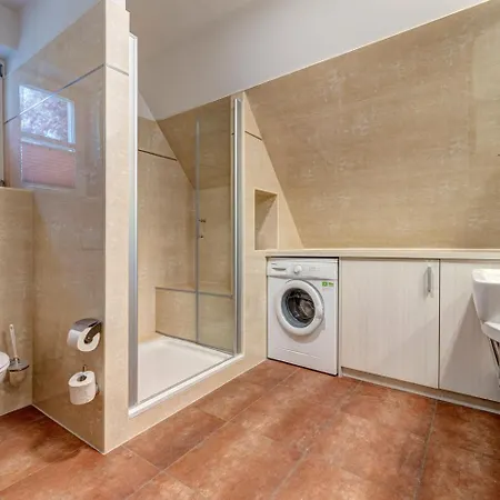 Holiday home Kuestenhaus Mit Eigener Sauna Und Kamin Ca 400 Vom Ostseestrand *